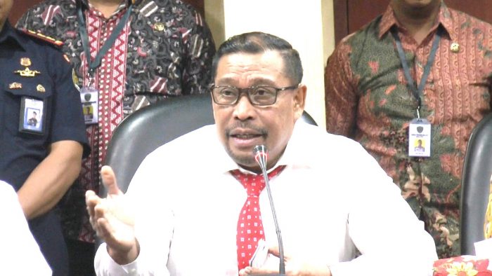 Murad : Saya Tak Masuk Kantor, Bukan Tidak Bekerja Tapi Urus Percepatan Pembangunan Maluku