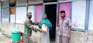 Kodim 1503 Tual sambangi Warga Ohoi Wain Baru terdampak covid-19 Kodim 1503 Tual sambangi Warga Ohoi Wain Baru terdampak covid-19