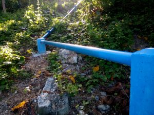 Ini pipa air dari tempat mesin menuju lokasi solar sel Desa Ngadi