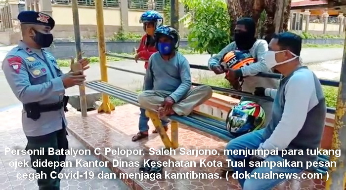 Cegah Covid-19, Brimob Maluku Aktif Sosialisasi Wajib Pakai Masker