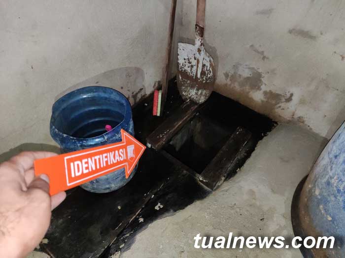 ini-lubang-kloset-oknum-guru-honorer-buang-bayi