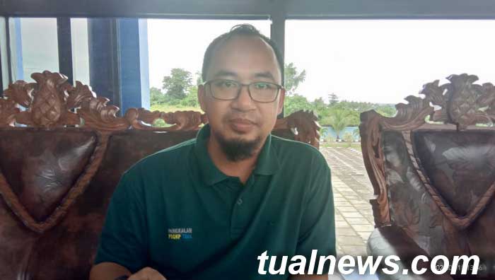 Kepala-Sub-Koordinator-Operasional-Pengawasan-dan-Penanganan-Pelanggaran-PSDKP-Tual-Yopi-Yuspilan-S.Pi
