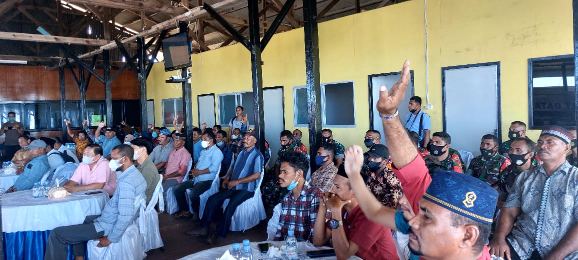 Para-nelayan-binaan-PT.SIS-dalam-pertemuan-bersama-Pangdam-XVI-Pattimura