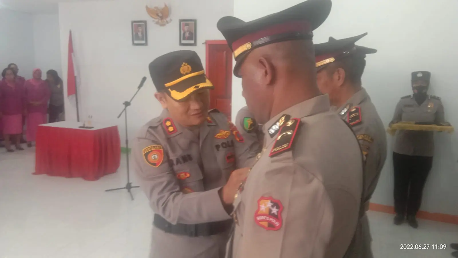 Pelantikan-sejumlah-pejabat-utama-Polres-Malra.
