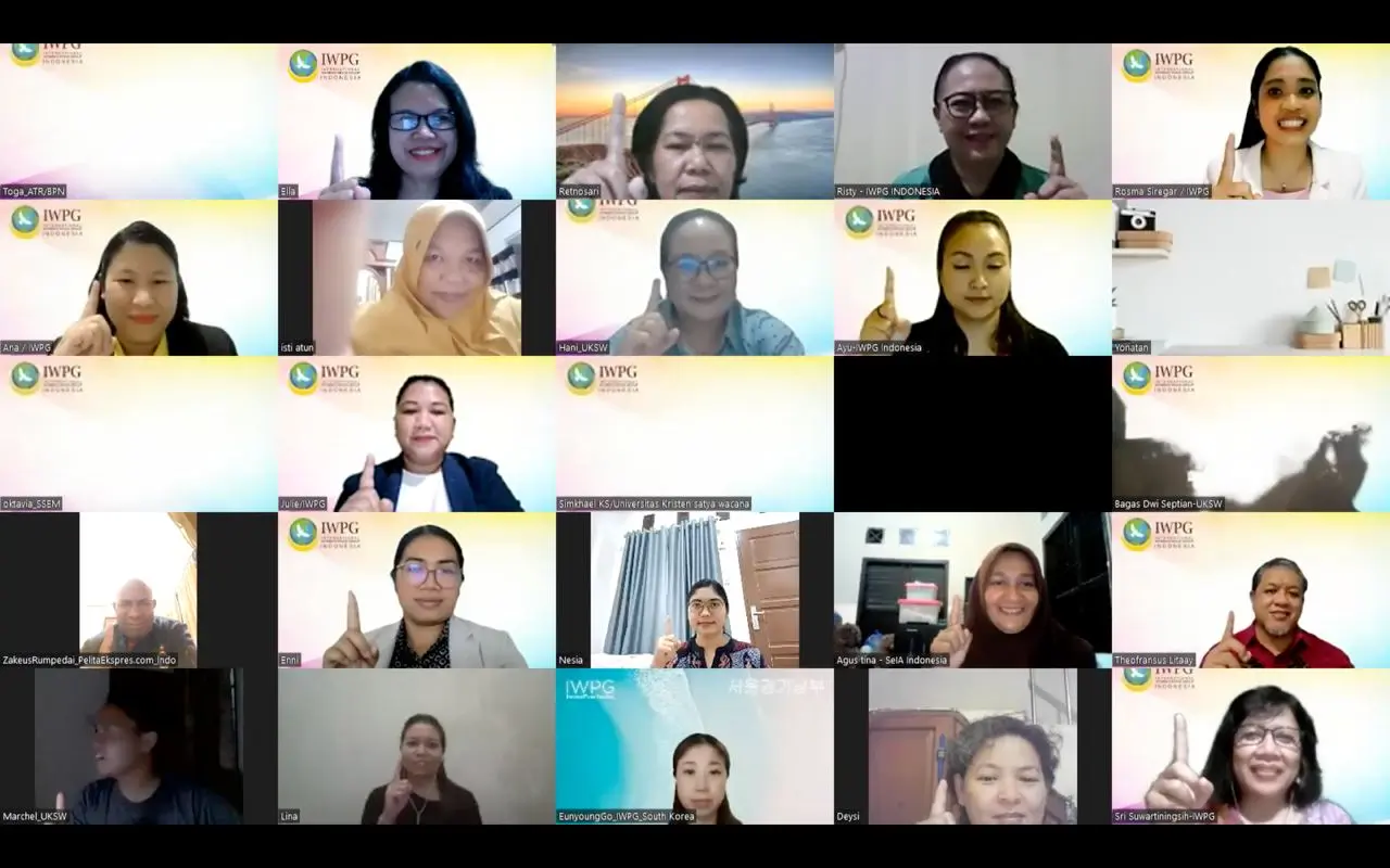 Peserta-Webinar-IWPG-dari-Seluruh-Indonesia-Menyerukan-We-Are-One.