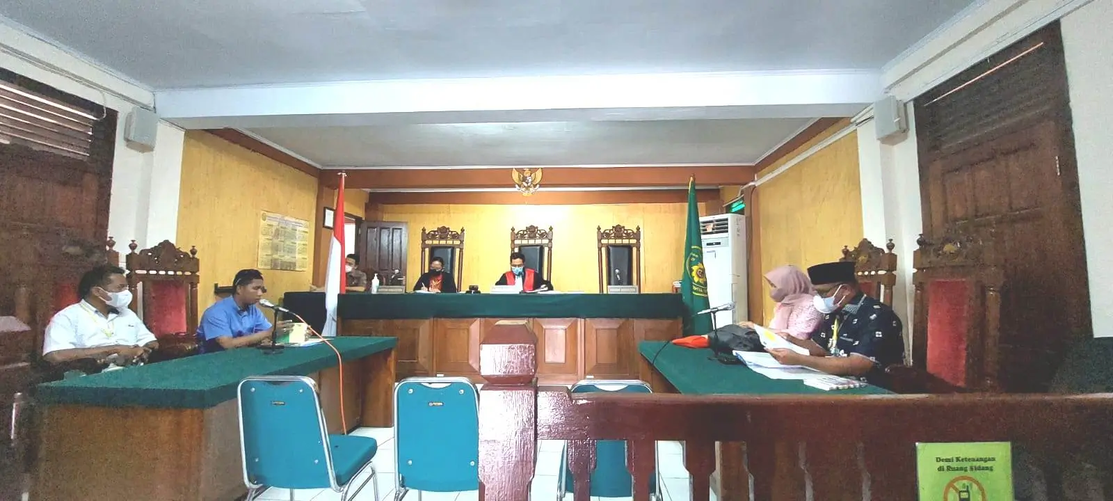 suasana-sidang-praperadilan-BNN-di-PN-Tual-agenda-pembuktian-dan-pemeriksaan-empat-saksi-BNN.