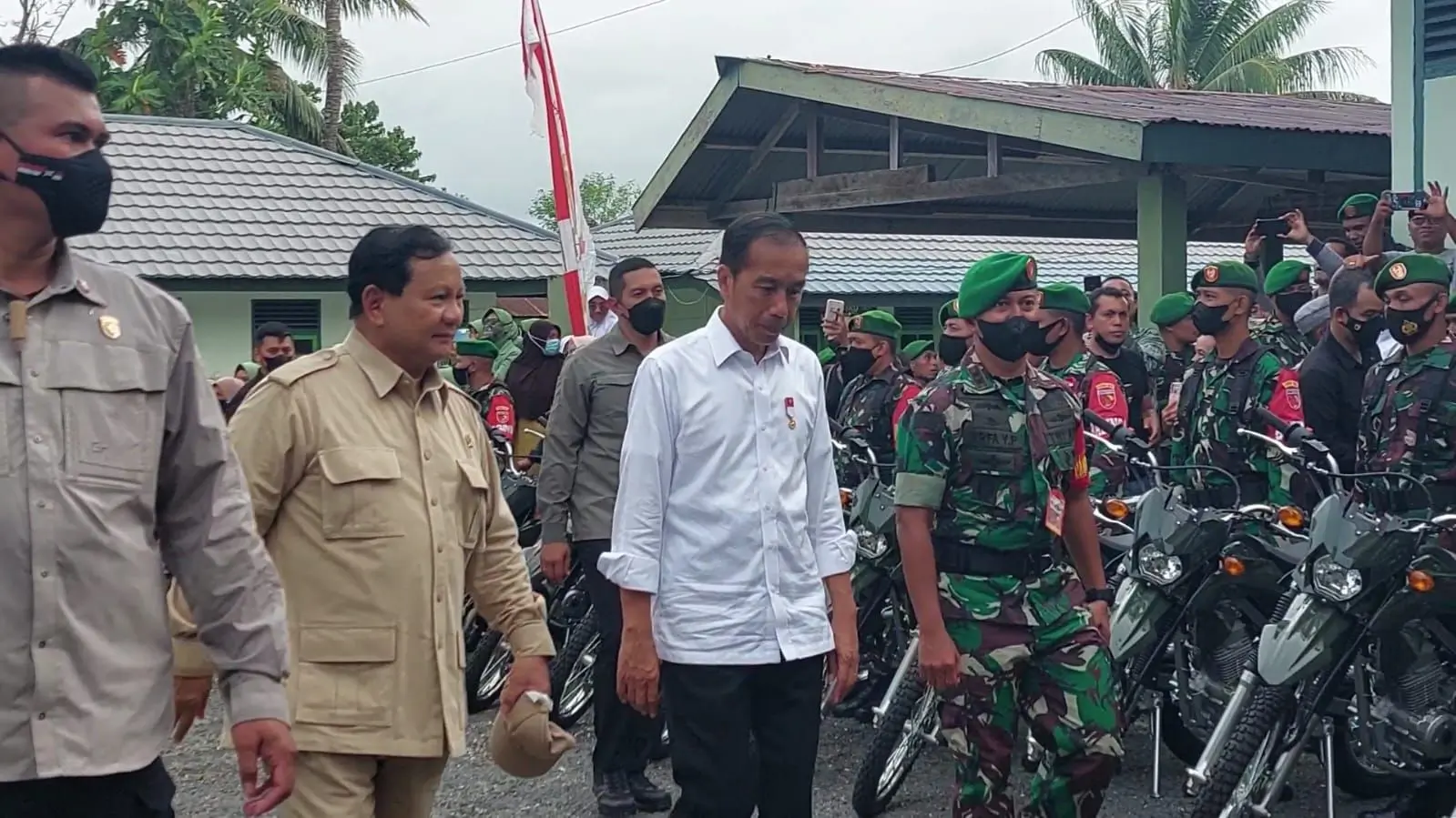 Presiden RI dan Menhan Prabowo Subianto Sambangi Makodim 1503 Tual