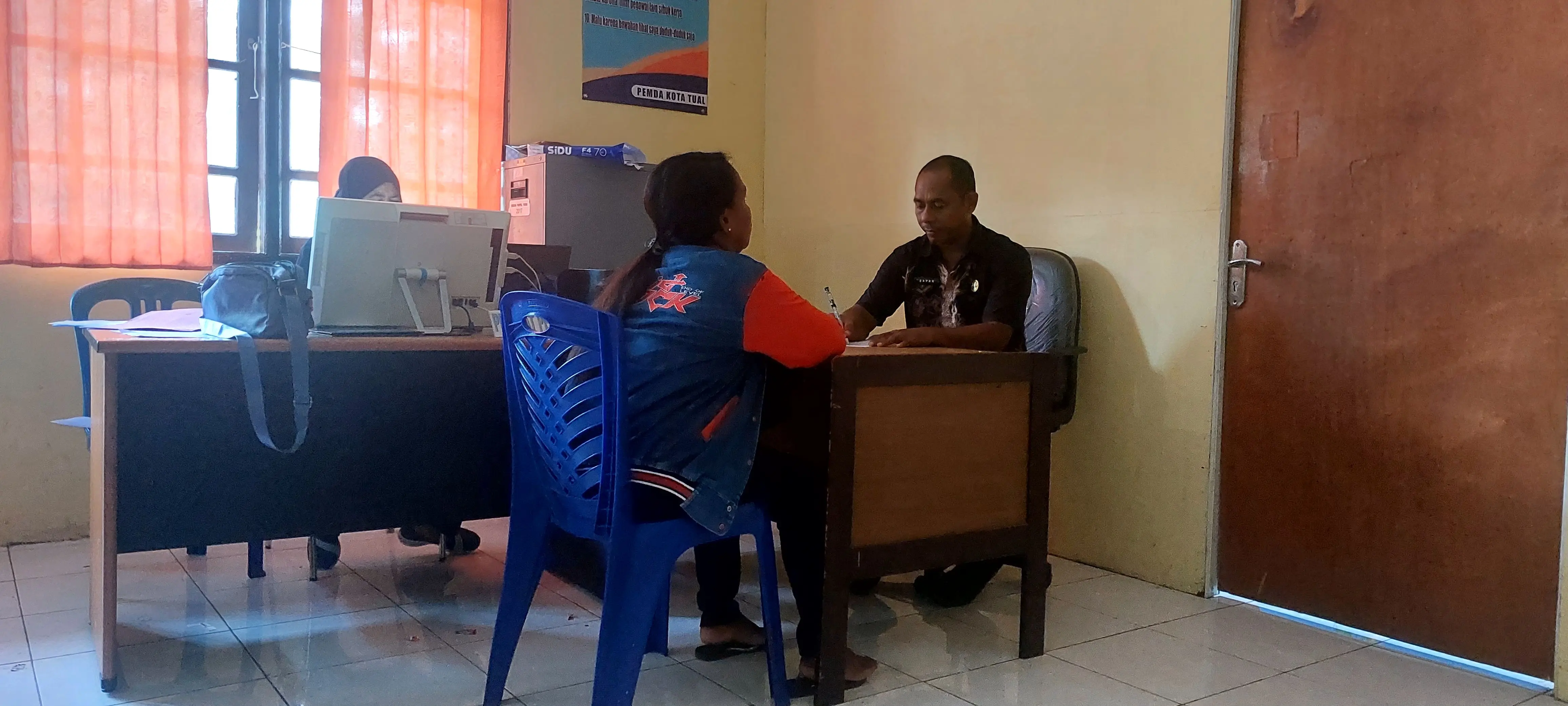 Perwakilan WNA eks ABK datangi Kantor Kesbangpol Kota Tual, kamis pagi