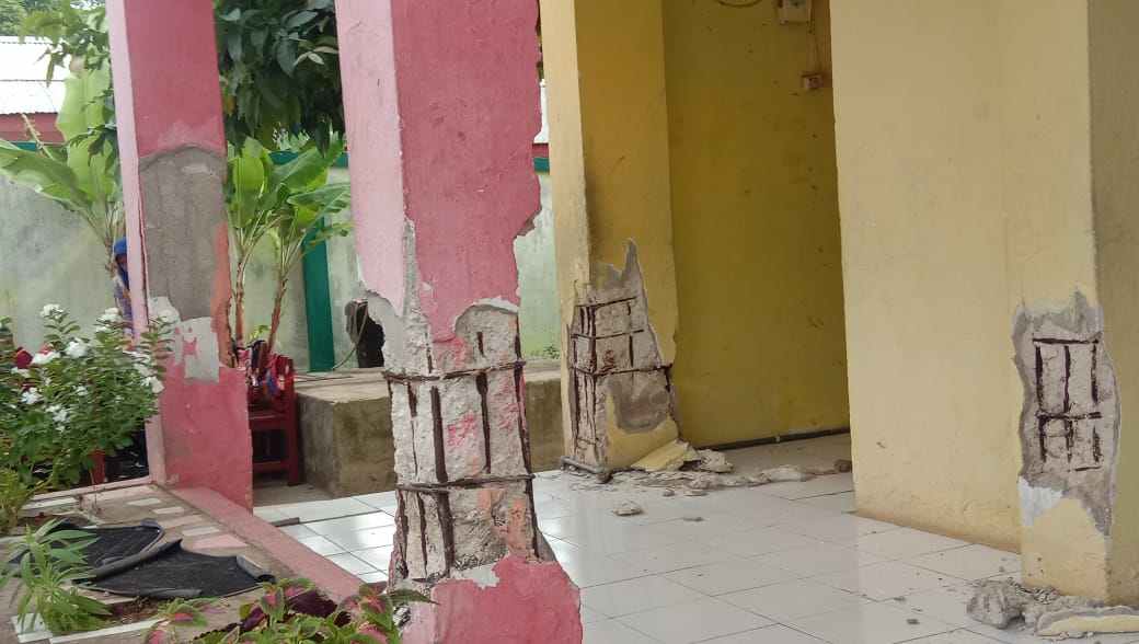 Ini kondisi bangunan lantai dua SD N 12 Kota Tual, pasca gempa saumlaki
