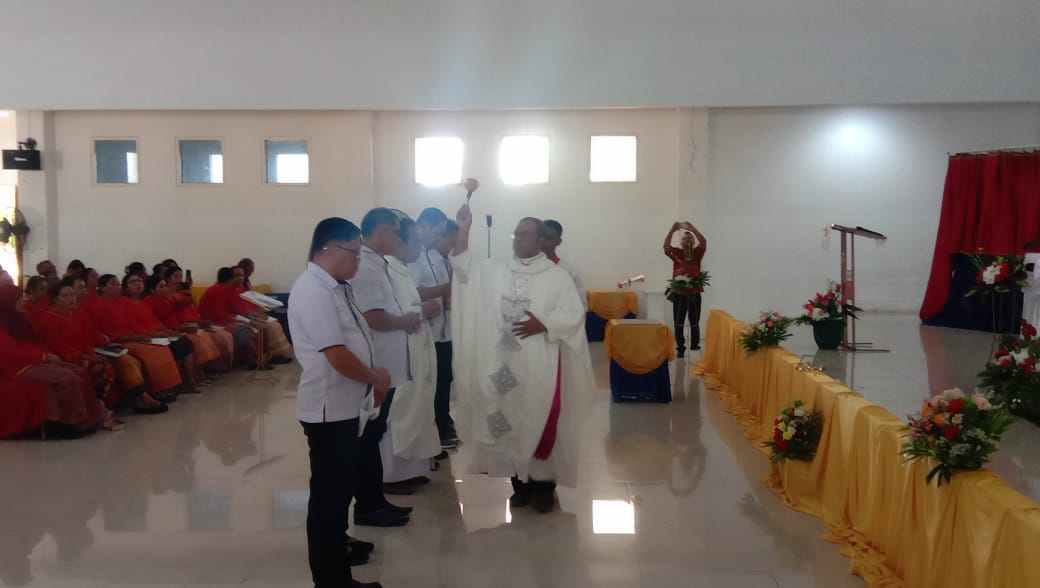 Uskup Amboina melantik Komisi Pendidikan Katolik Keuskupan Amboina, Selasa 18 Juli 2023