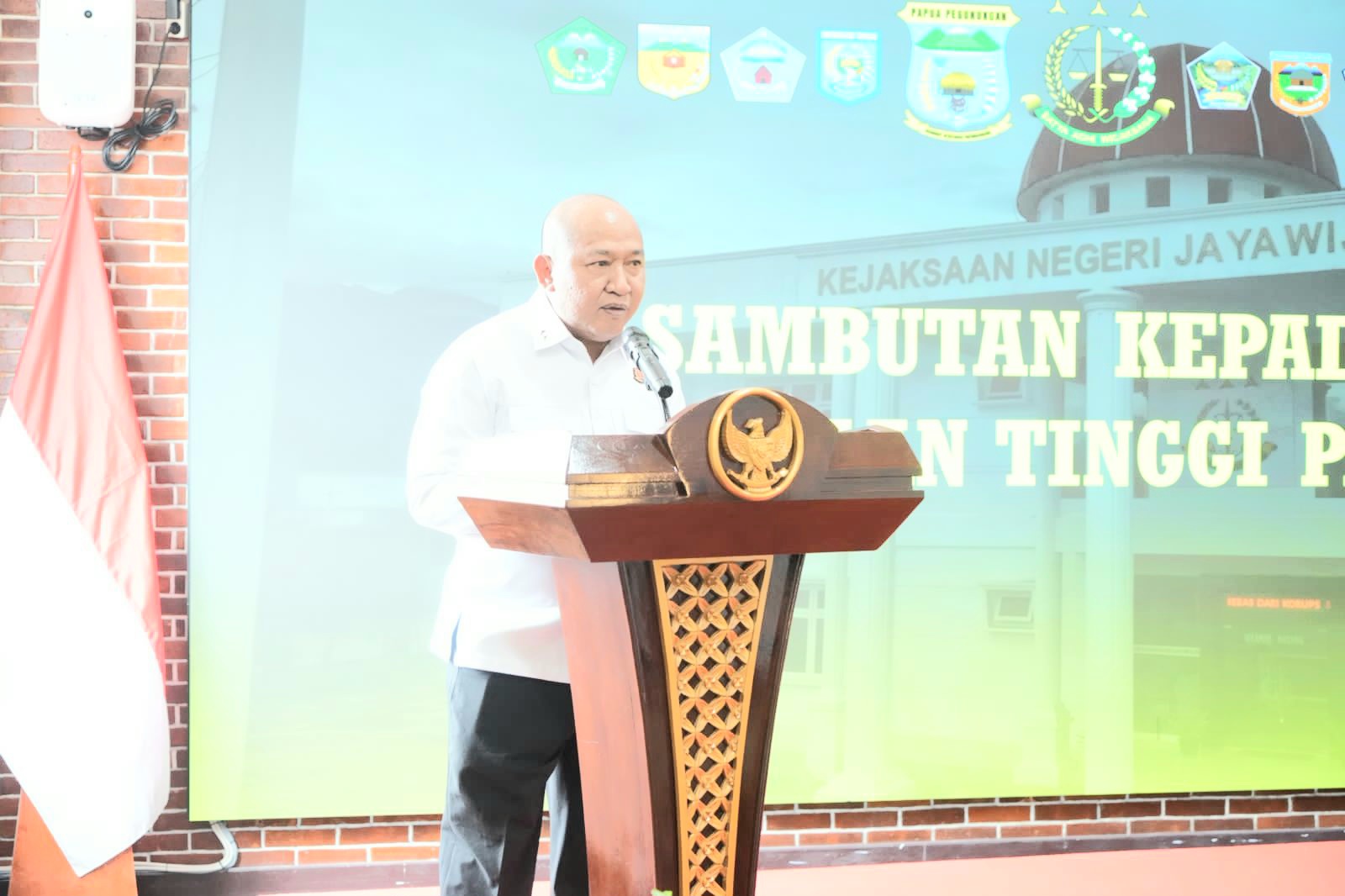 Kepala Kejaksaan Tinggi Papua, Hendrizal Husin dalam amanatnya pada penandatanganan MoU bersama Pemerintah Provinsi Papua Pegunungan