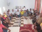 Pertemuan berlangsung di rumah kakak korban, Toni Rumatora, di Ohoi Ohoijang, Kamis 23 April 2026, dihadiri keluarga Rumatora dari Desa Tutrean serta keluarga Rahayaan dan Ulukyanan dari Desa Hollat, Kecamatan Kei Besar Utara Timur, Kabupaten Maluku Tenggara.