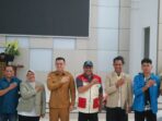 Bertempat di Aula Kantor Bupati Maluku Tenggara, Selasa (23/6/2026), rombongan mahasiswa KKN-PPM UGM disambut secara resmi oleh Wakil Bupati Maluku Tenggara, Charlos Viali Rahantoknam, S.H., M.Kn.